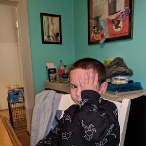 Meet your Posher, Crystal